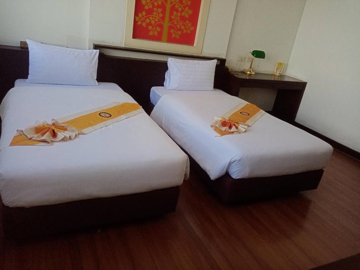 Grand Phranakhon Hotel Phra Nakhon Si Ayutthaya Buitenkant foto