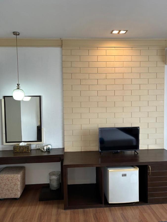 Grand Phranakhon Hotel Phra Nakhon Si Ayutthaya Buitenkant foto